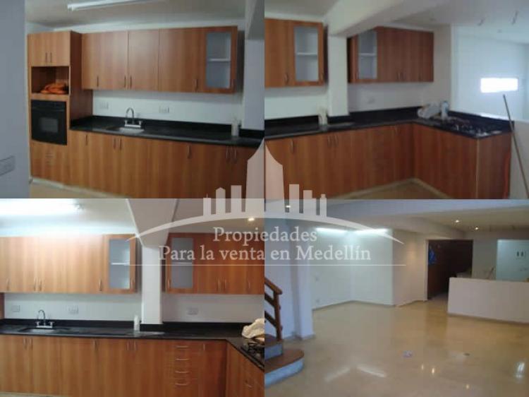 Foto Casa en Venta en Medellín, Antioquia - $ 290 - CAV36639 - BienesOnLine