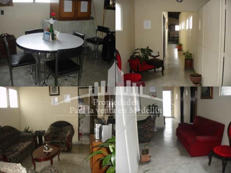 Foto Casa en Venta en Medellín, Antioquia - $ 250 - CAV51835 - BienesOnLine