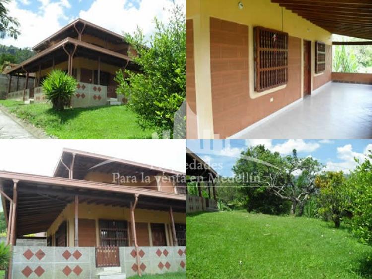 Foto Casa en Venta en Medellín, Antioquia - $ 165.000.000 - CAV34474 - BienesOnLine