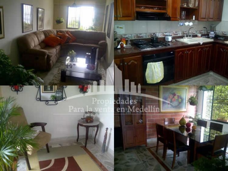 Foto Casa en Venta en Medellín, Antioquia - $ 335.000.000 - CAV40729 - BienesOnLine