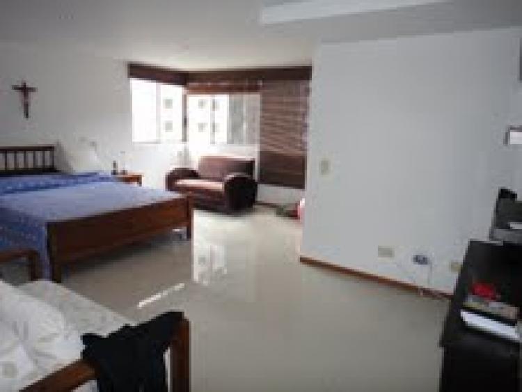 APARTAMENTO EN SABANETA POR AVES MARIA