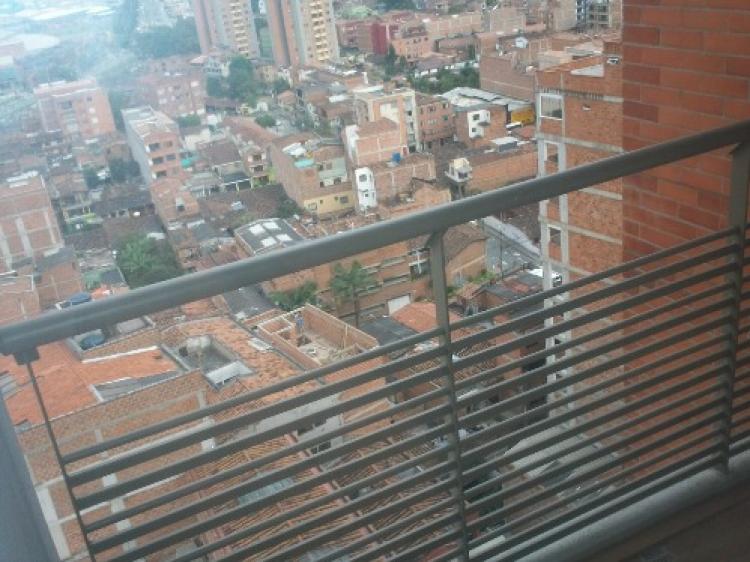 VENDO APARTAMENTO NUEVO SANABETA ENTRE AMIGOS