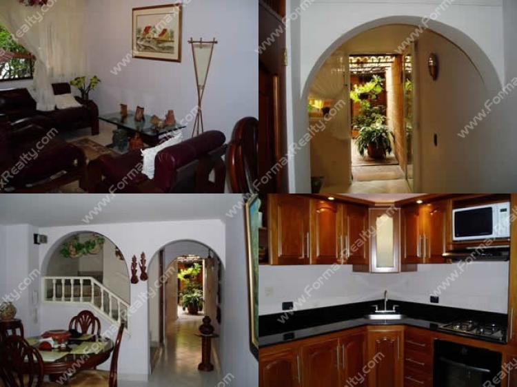 Foto Casa en Venta en Medellín, Antioquia - $ 245.000.000 - CAV45179 - BienesOnLine