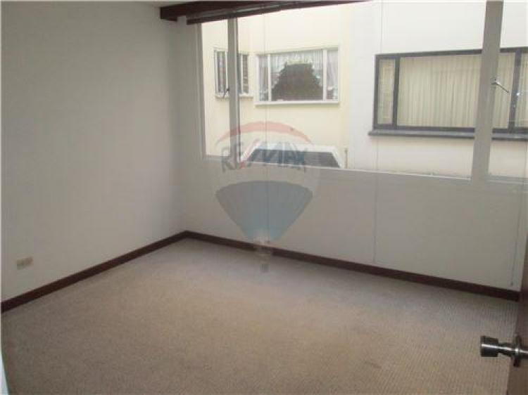 Foto Apartamento en Venta en Santa barbara, Bogotá, Bogota D.C - $ 270.000.000 - APV67964 - BienesOnLine