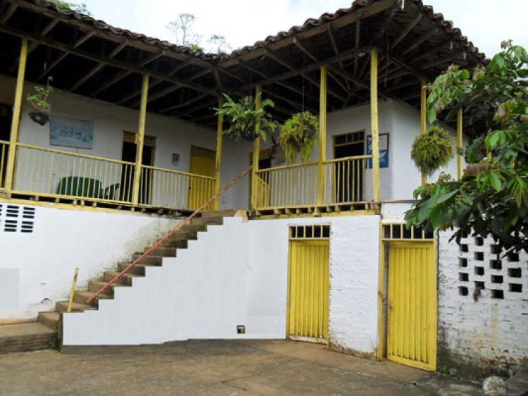 Home in Metric Way