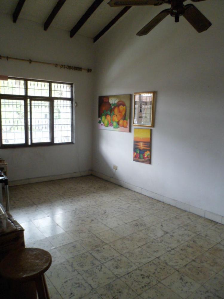 Foto Casa en Venta en LA FLORA, Cali, Valle del Cauca - $ 230.000.000 - CAV81341 - BienesOnLine