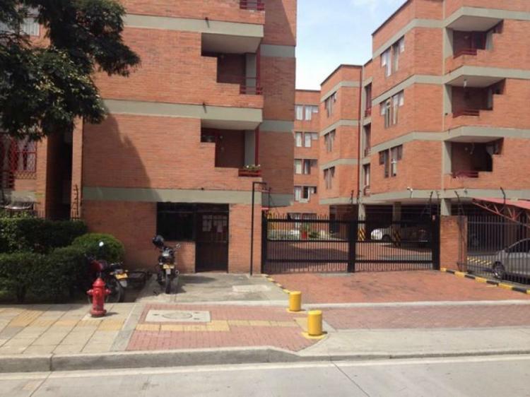 APARTAMENTO EN VENTA PAMPALINDA