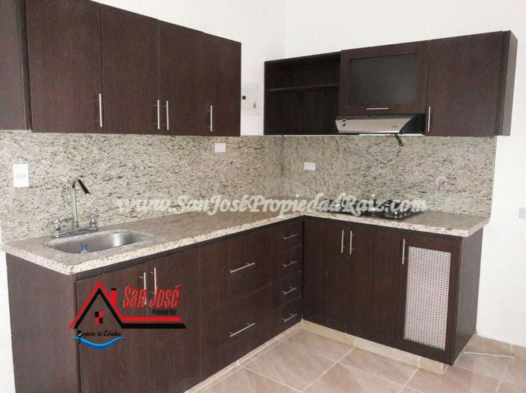 Arriendo Casa Convencional en Envigado la Magnolia Cód. 2379 CTA