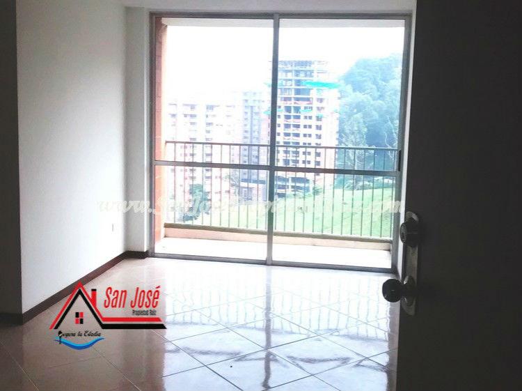 Foto Apartamento en Arriendo en Camino Verde, Envigado, Antioquia - $ 1.100.000 - APA108132 - BienesOnLine