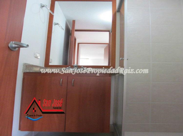 Arriendo Convencional en Envigado Camino Verde Cód. 2162 AA