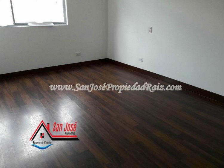 Arriendo Convencional en Envigado el Escobero Cód. 2380   ENT