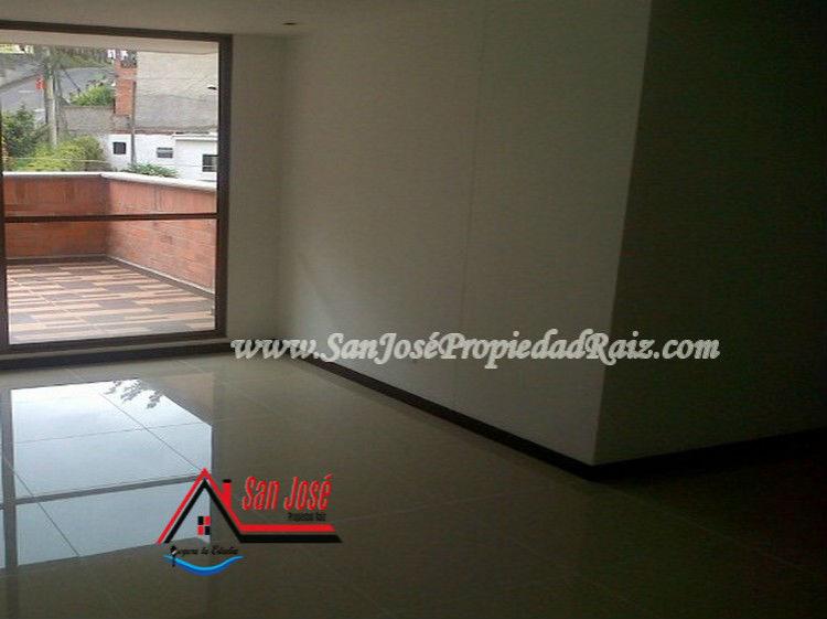 Arriendo Convencional en  Envigado  la Abadia  Cód. 2102  YIRA