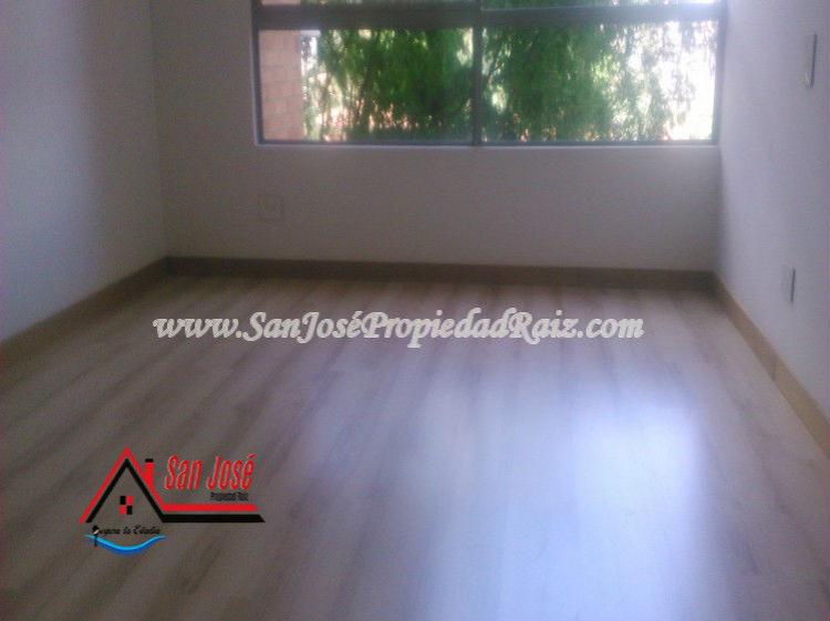 Arriendo Convencional en  Envigado loma benedictino Cód. 2035    ARA