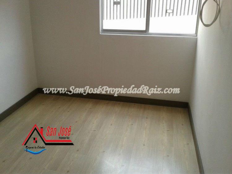 Arriendo Convencional en  Sabaneta  las Casitas Cód. 2089   AA