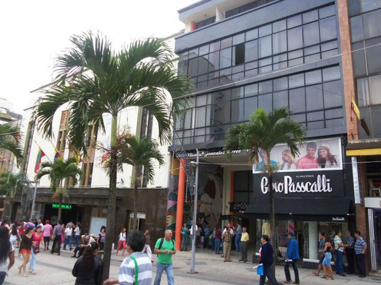 ARRIENDO LOCAL COMERCIAL U OFICINA EN EL CENTRO DE IBAGUÉ,