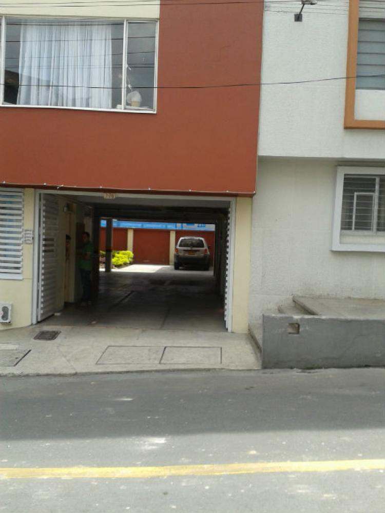 Foto Garaje en Arriendo en Javeriana, Chapinero, Bogota D.C - $ 150.000 - A145240 - BienesOnLine