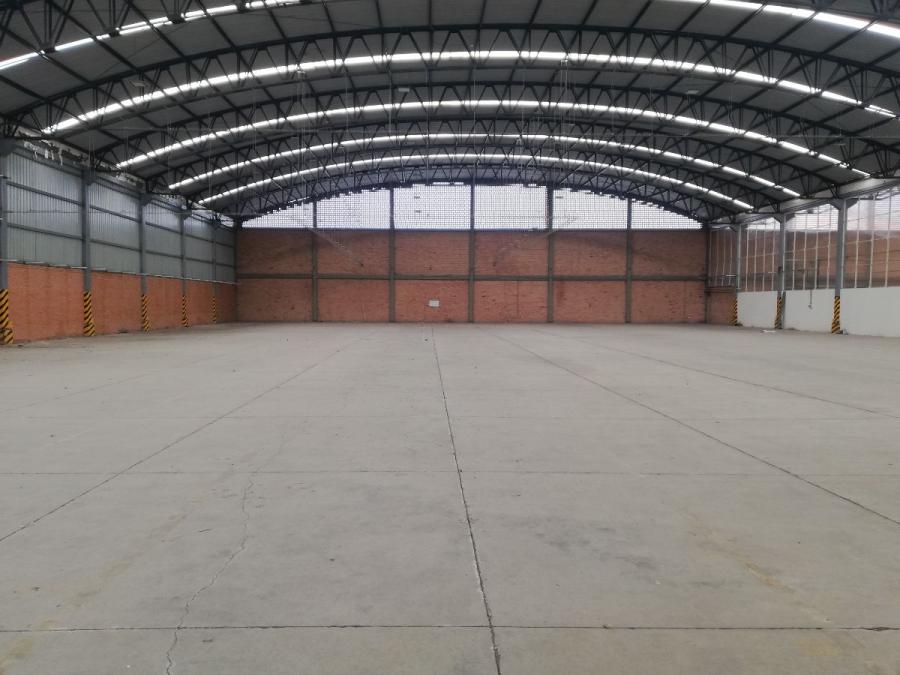 BODEGA en ARRIENDO en MOSQUERA 800 KVA