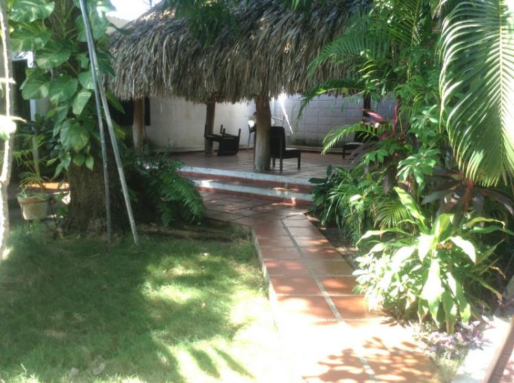 super oferta, casa para remodelar en Riomar. excelente precio 444 mts2