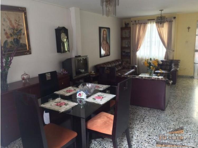 Foto Casa en Venta en Itagüí, Antioquia - $ 440.000.000 - CAV149531 - BienesOnLine