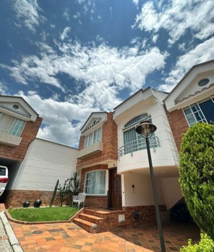 Foto Casa en Venta en Bucaramanga, Santander - $ 1.590.000.000 - CAV213943 - BienesOnLine