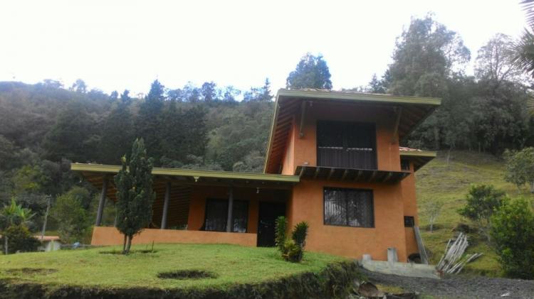 CASA CAMPESTRE EN GUARNE