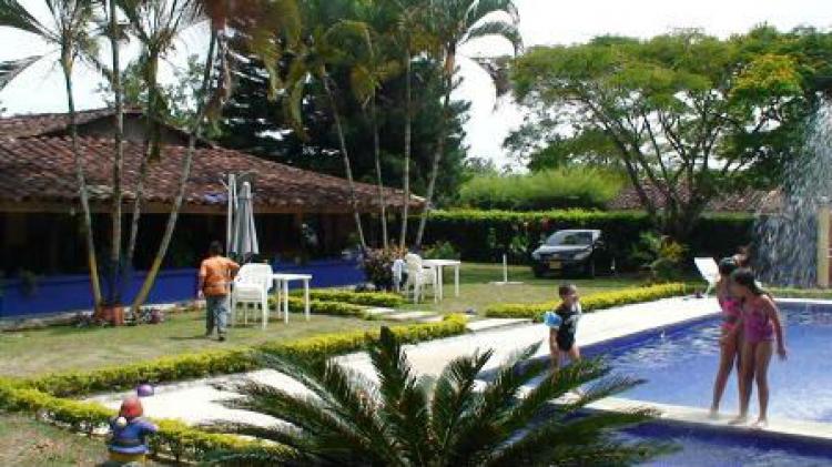 CASA CAMPESTRE EN VENTA