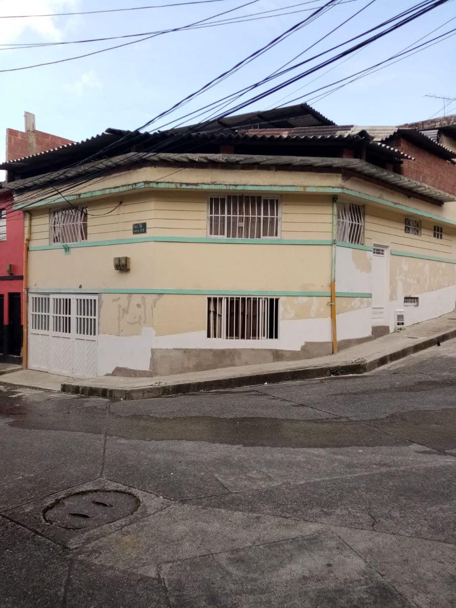 Foto Casa en Venta en CERVANTES, Manizales, Caldas - $ 370.000.000 - CAV197605 - BienesOnLine