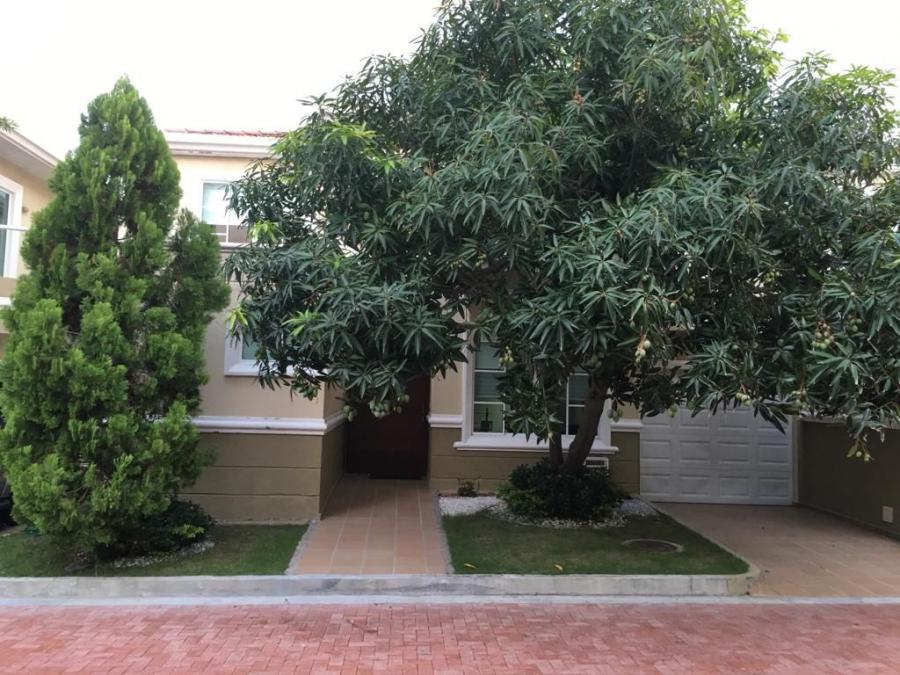 Foto Casa en Venta en CASTELLANA, Barranquilla, Atlántico - $ 830.000.000 - CAV170773 - BienesOnLine