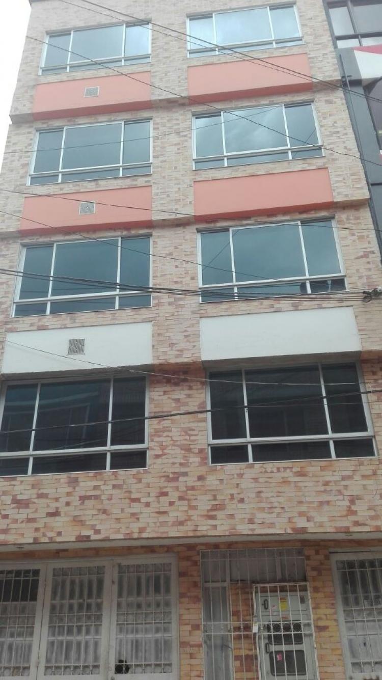 Casa de 12 Habitaciones para Remodelar en Kennedy Bogotá