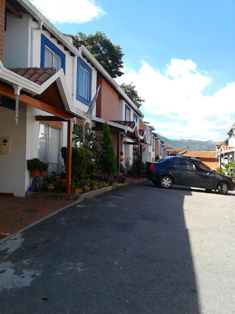 Foto Casa en Venta en VERSALLES, Floridablanca, Santander - $ 350.000.000 - CAV116535 - BienesOnLine