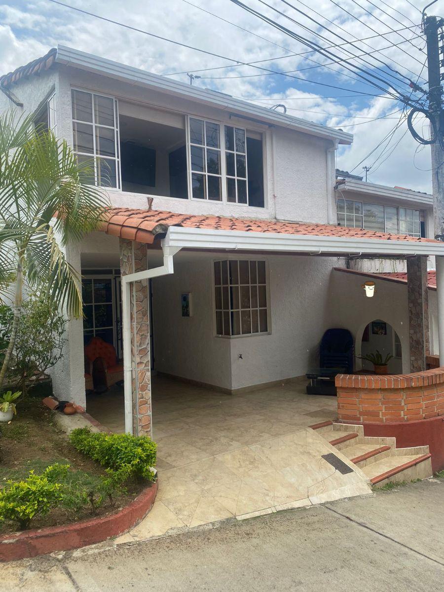 Foto Casa en Venta en El Tejar, Bucaramanga, Santander - $ 490.000.000 - CAV208572 - BienesOnLine