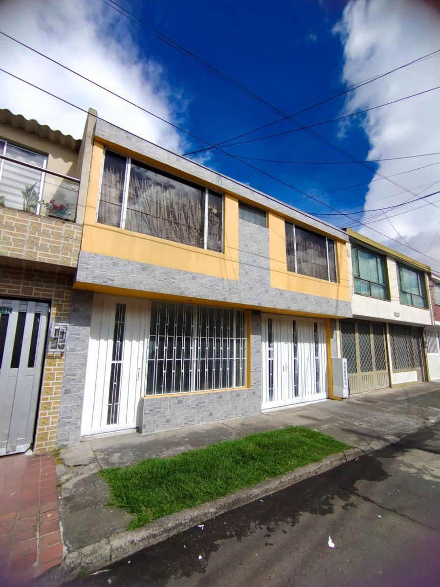 Foto CASA EN SAN JOAQUIN BOGOTA CERCA A BOSQUE POPULAR