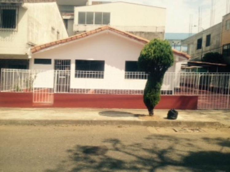 Foto Casa en Venta en CAPRI, Cali, Valle del Cauca - $ 275.000.000 - CAV97929 - BienesOnLine