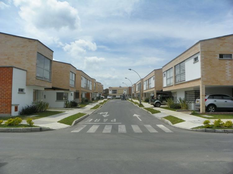 Home in Metric Way