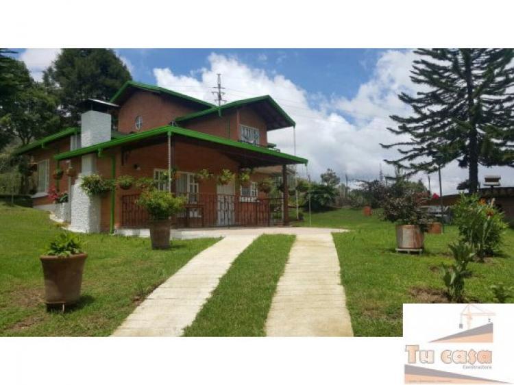 CASA FINCA EN GUARNE 480MT2, $250MILL