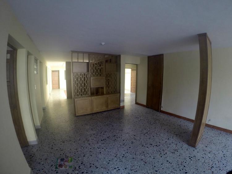 Casa-Local  en Arriendo, en Excelentes condiciones 