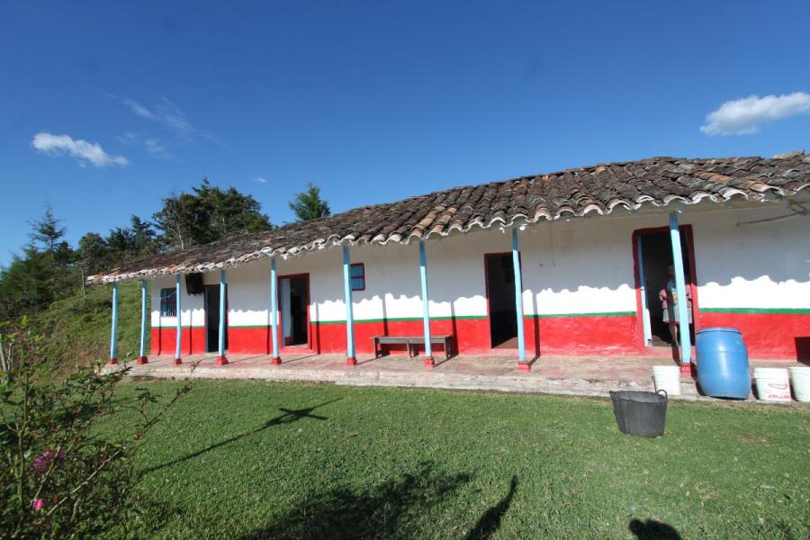 Foto Finca en Venta en Vereda Ovejas, San Vicente, Antioquia - $ 380.000.000 - FIV194527 - BienesOnLine