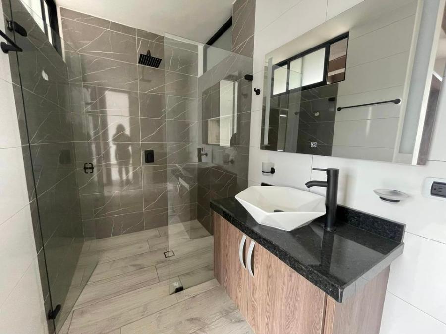 CASA PARA ESTRENAR EN CONJUNTO CERRADO CON PISCINA Y ZONAS VERDES ASOLO 2 CUADRAS DEL EXITO