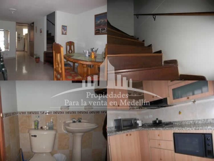 Foto Casa en Venta en Medellín, Antioquia - $ 210.000.000 - CAV55352 - BienesOnLine