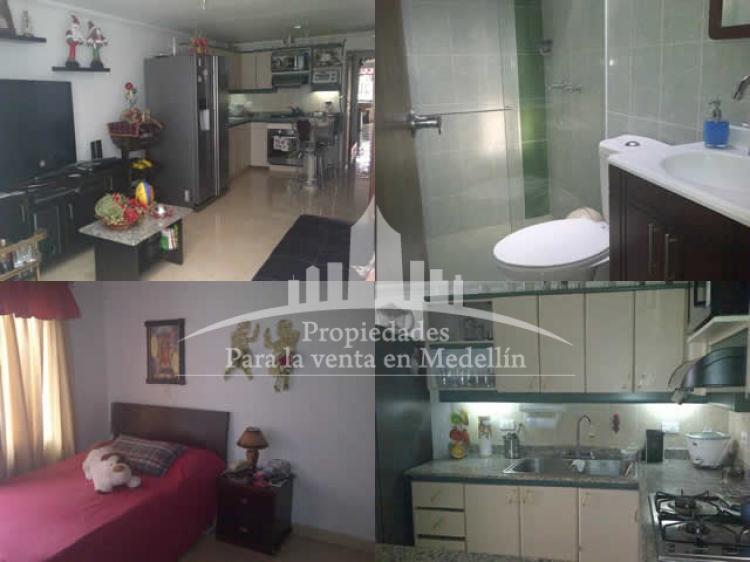 Foto Casa en Venta en Medellín, Antioquia - $ 260.000.000 - CAV55354 - BienesOnLine