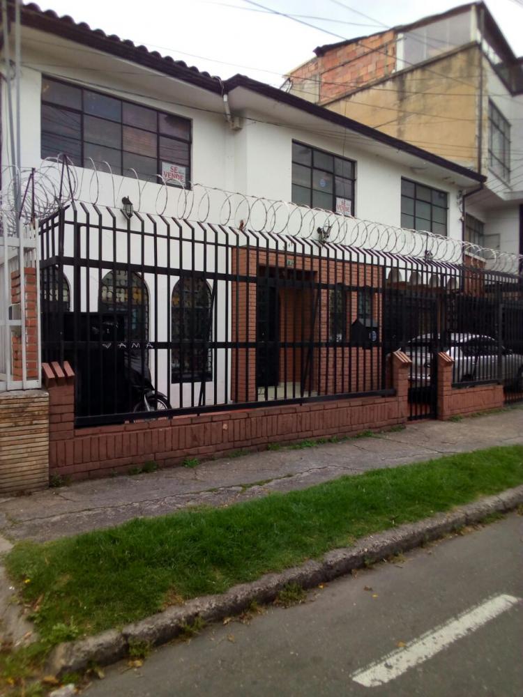 Foto Casa en Venta en El Campin, Bogotá, Bogota D.C - $ 1.300.000.000 - CAV154084 - BienesOnLine