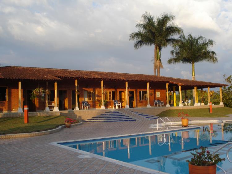 Foto Finca en Venta en Cartago, Valle del Cauca - $ 1.090.000.000 - FIV42330 - BienesOnLine