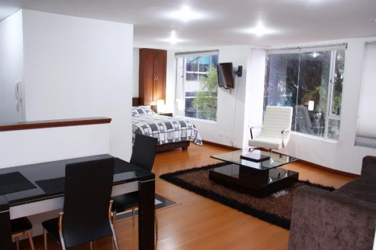 Foto Apartamento en Arriendo en CHICO, Chicó Lago, Bogota D.C - $ 3.100.000 - APA52850 - BienesOnLine