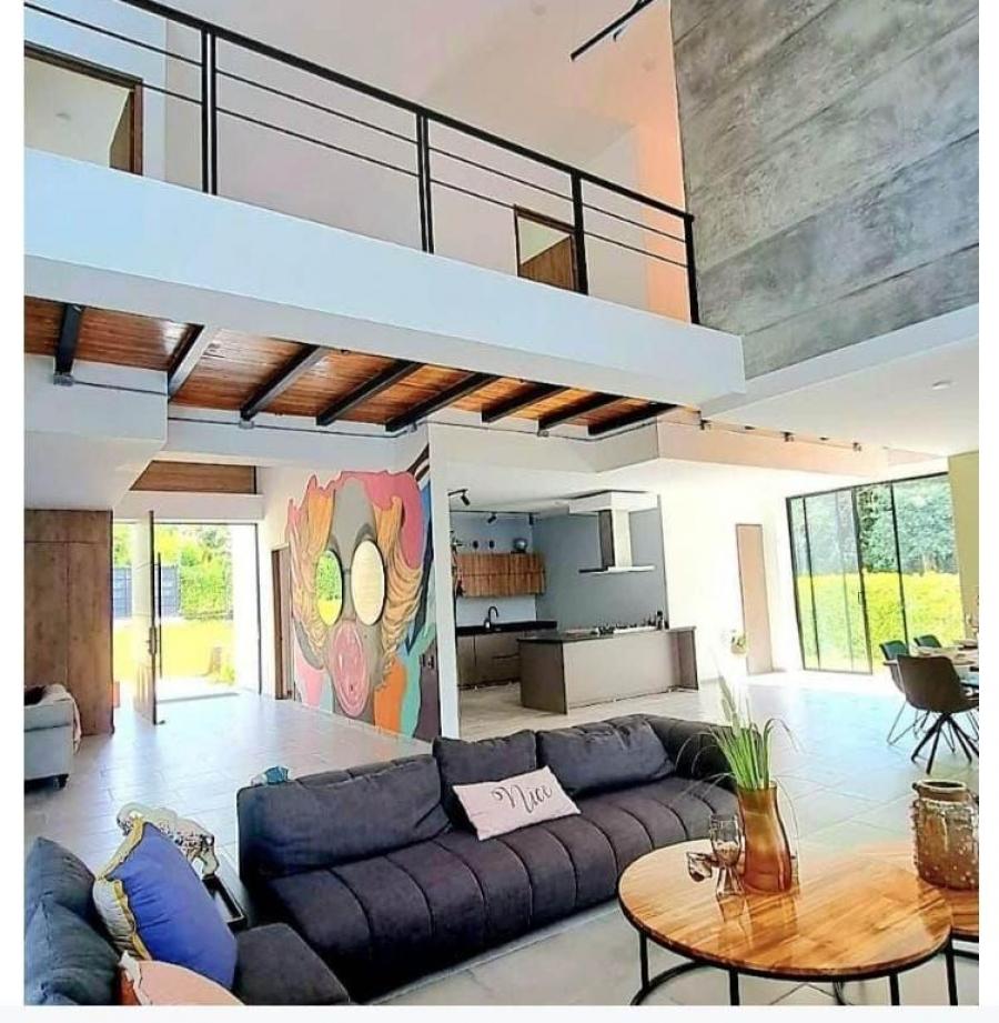En venta hermosa casa en sector campestre Bucaramanga