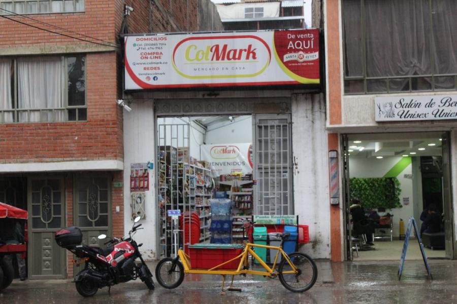 Foto Local en Venta en Unir / Gram Granada, Engativá, Bogota D.C - $ 180.000.000 - LOV191995 - BienesOnLine