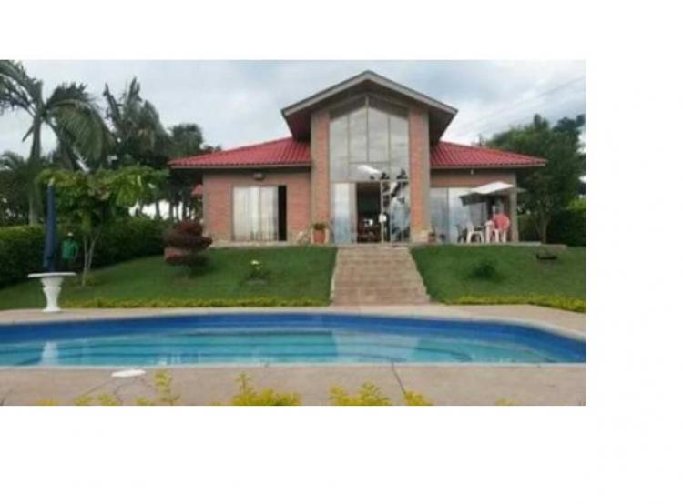 Foto Casa en Venta en VIA ARMENIA AEROPUERTO EL EDEN, VIA ARMENIA AEROPUERTO EL EDEN, Quindío - $ 480.000.000 - CAV145476 - BienesOnLine