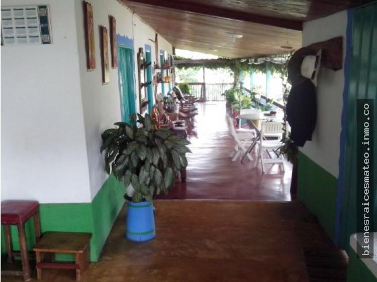 ESPECTACULAR FINCA GANADERA EN FILANDIA QUINDIO, CUENTA CON HERMOSA CASA GRANDE, 93.000M2