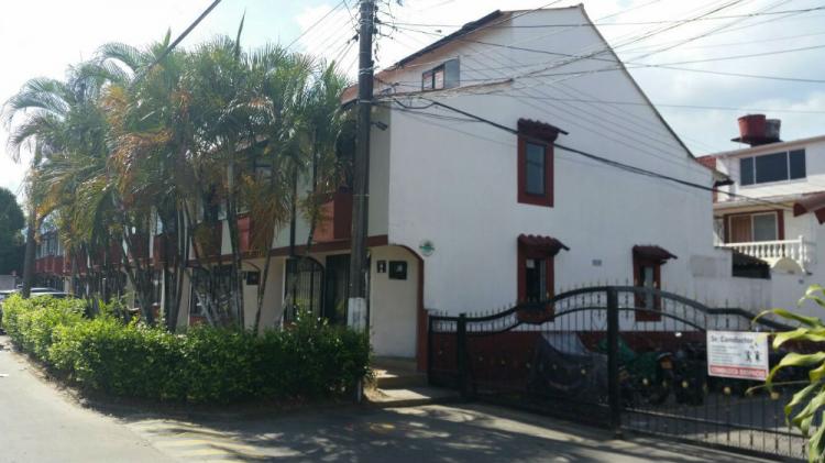Foto Casa en Venta en CONJUNTO CERRADO LOS CRISTALES, Villavicencio, Meta - $ 150.000.000 - CAV95967 - BienesOnLine