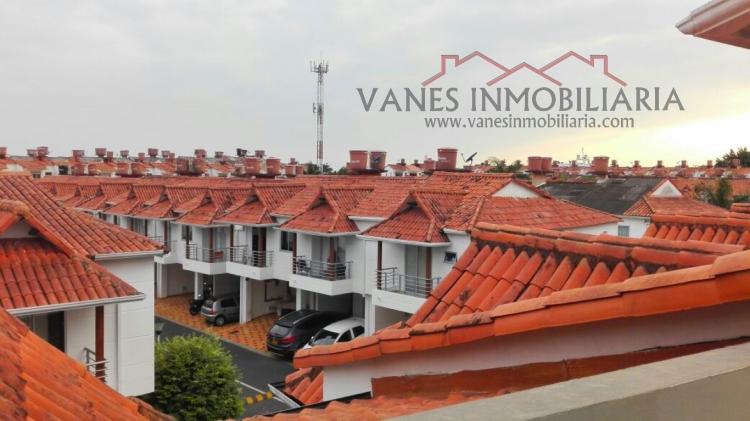 Foto Casa en Venta en Villavicencio, Villavicencio, Meta - $ 265.000.000 - CAV145287 - BienesOnLine