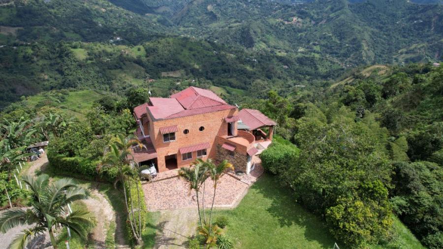 Foto Finca en Venta en NAGUY ALTO, La Vega, Cundinamarca - $ 1.400.000.000 - FIV193041 - BienesOnLine